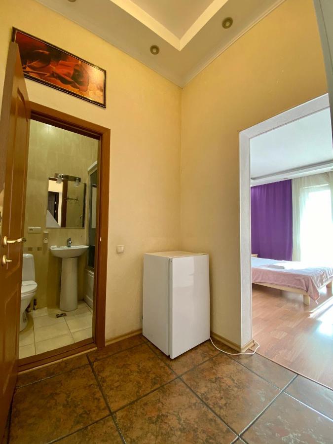 Central Apartments Odessa Eksteriør billede